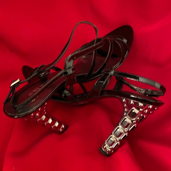 Black Crisscross open toe high heel - Picture 2 of 5